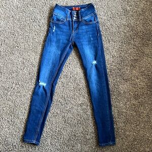 WAX JEANS BUTT, I LOVE YOU!